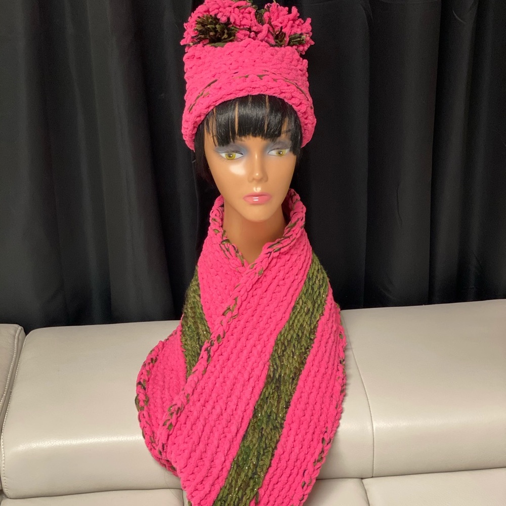 Pixie Pink Camouflage infinity scarf set